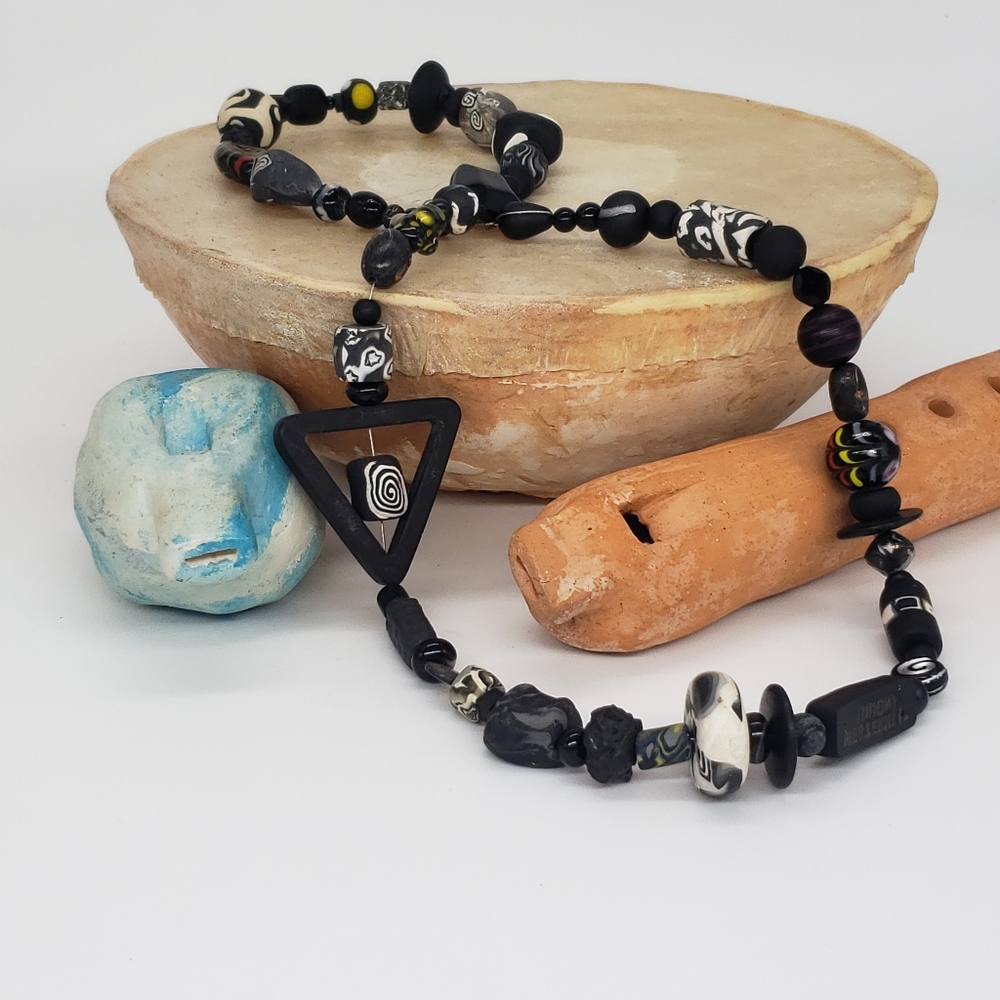 Fun yet Dark Original handmade beaded Necklace - Picture 11 of 12